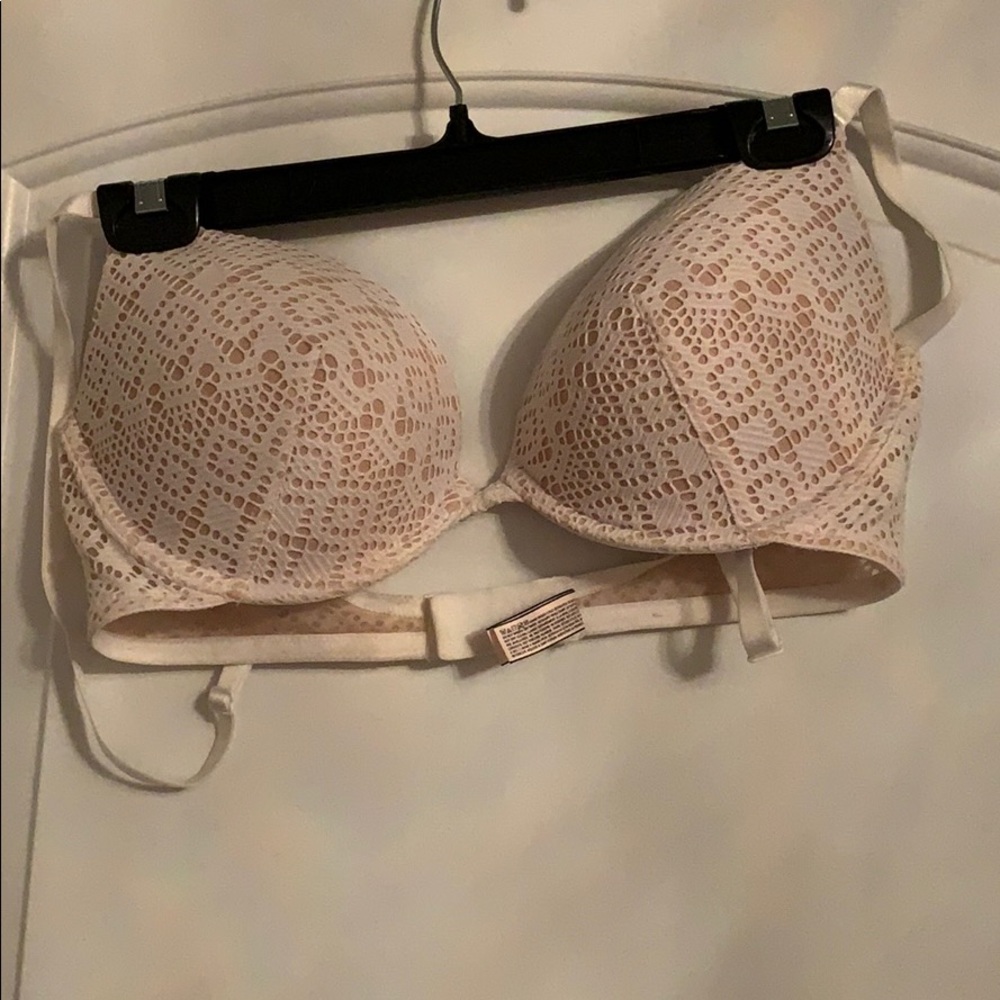 VS Bra